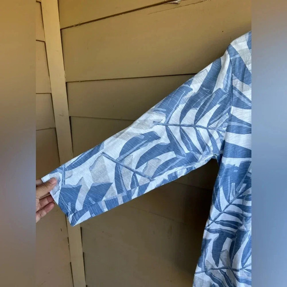 Fresh Produce Long Sleeve Top - Size Medium - Casual Vacation Resortwear Modest - Picture 2 of 5
